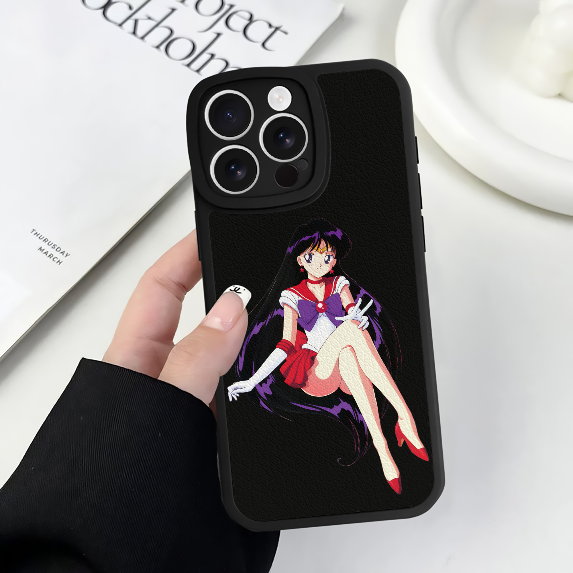 （画像用） 美少女戦士セーラームーン 火野レイ ひの レイ Sailor Moon Hino Rei （セーラーマーズ,Sailor Mars） 【iPhone 16シリーズ対応】シリコンスマホケース（レザー調） 材質：シリコン